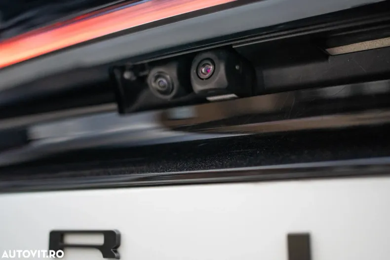 Toyota Prius din 2023 cu 17.070 km - oferta TOY190464 - foto 14