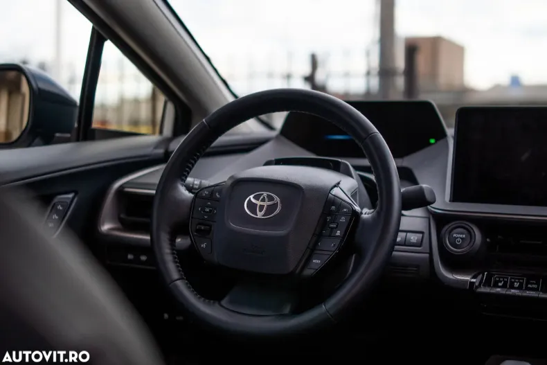 Toyota Prius din 2023 cu 17.070 km - oferta TOY190464 - foto 17