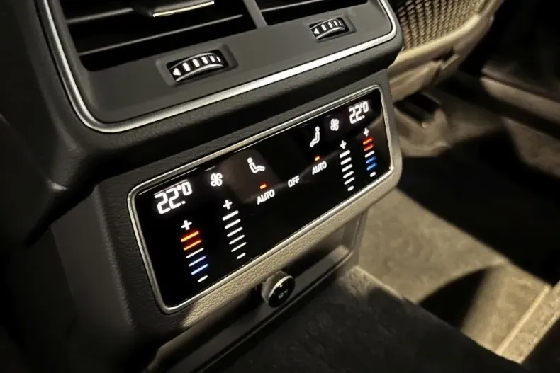 Audi A6 din 2022 cu 49.612 km - oferta AUD190490 - foto 11