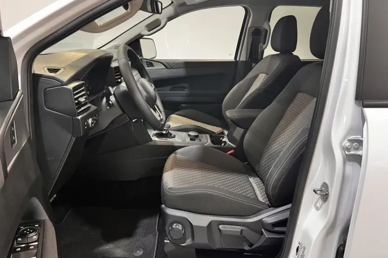 Volkswagen Amarok din 2025 cu 54 km - oferta VOL190498 - foto 5