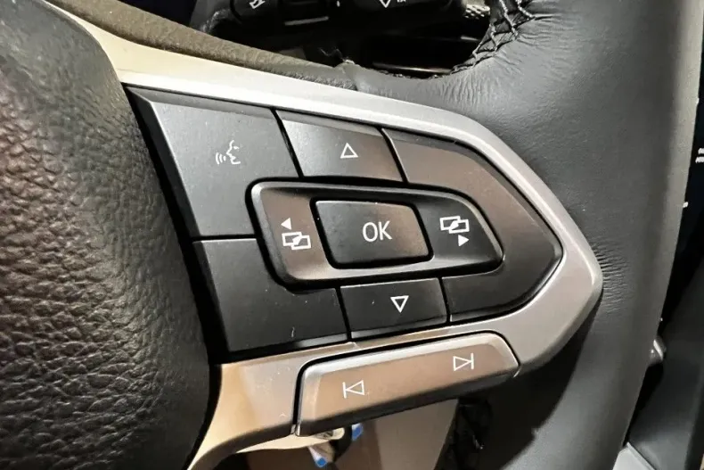 Volkswagen Amarok din 2025 cu 54 km - oferta VOL190498 - foto 11