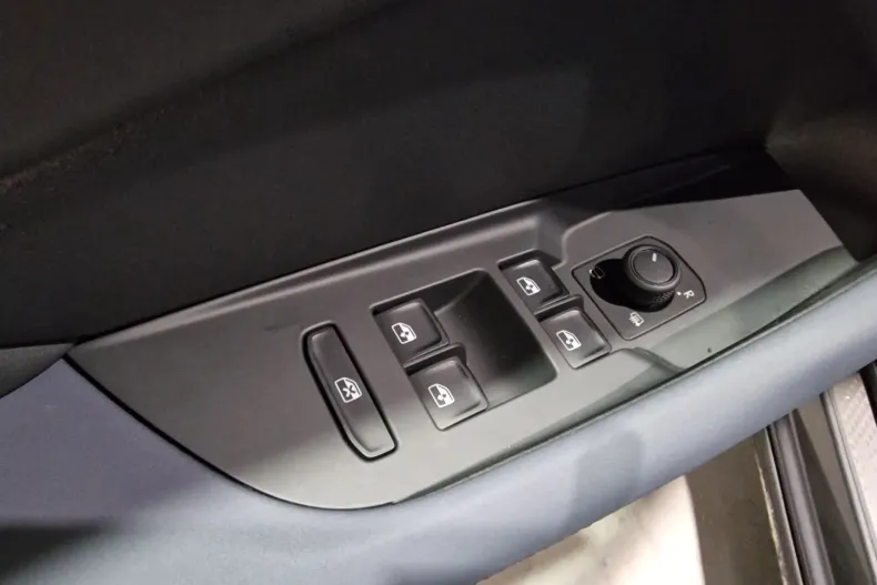 Cupra Terramar din 2025 cu 8.100 km - oferta CUP190536 - foto 25