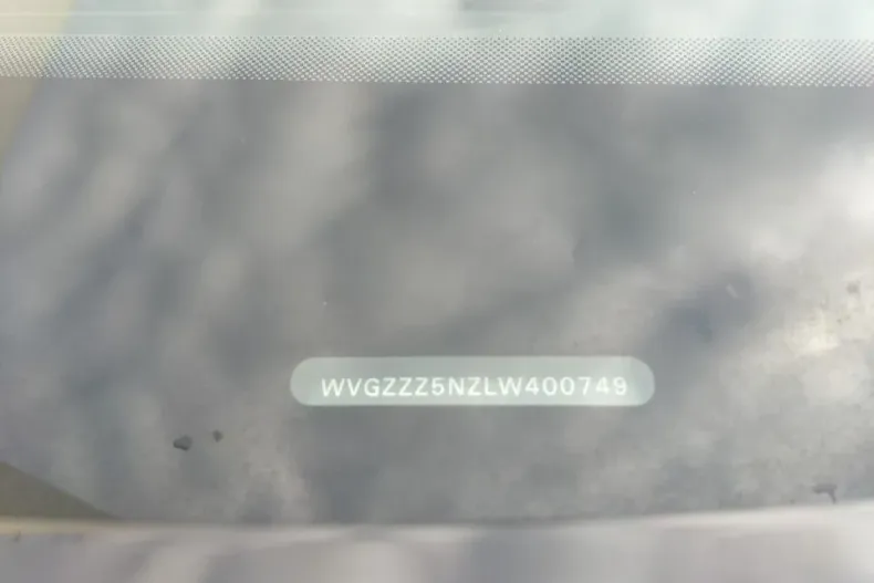 Volkswagen Tiguan din 2020 cu 136.049 km - oferta VOL190537 - foto 12