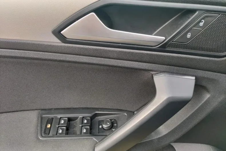 Volkswagen Tiguan din 2020 cu 136.049 km - oferta VOL190537 - foto 16