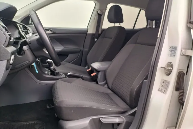 Volkswagen T-Cross din 2021 cu 96.161 km - oferta VOL190538 - foto 6