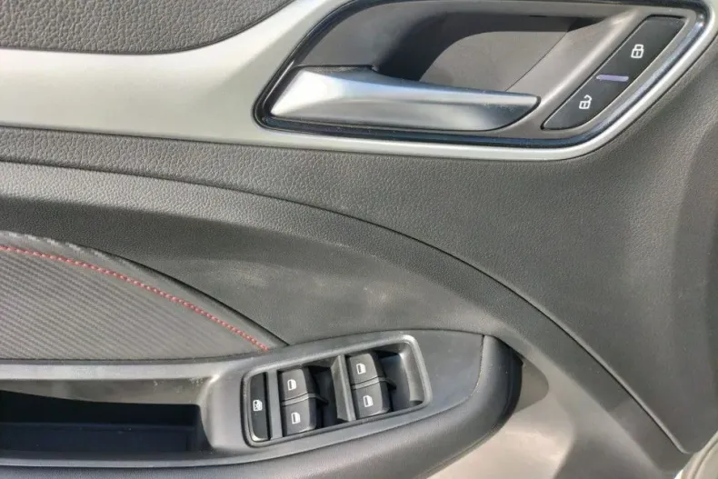 MG ZS din 2023 cu 23.576 km - oferta MG0190539 - foto 15