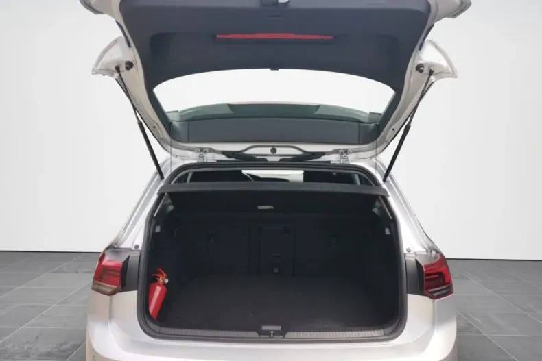 Volkswagen Golf din 2020 cu 32.286 km - oferta VOL190578 - foto 17