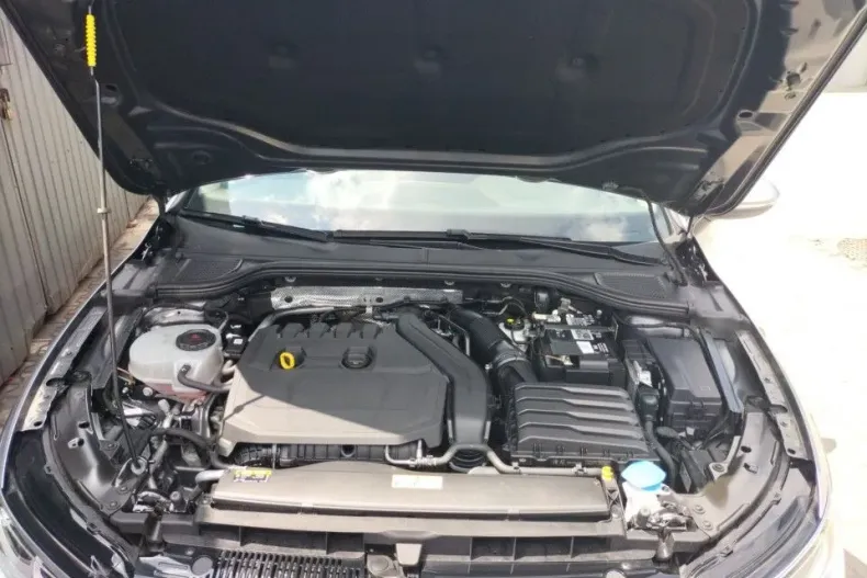 Volkswagen Golf din 2020 cu 32.286 km - oferta VOL190578 - foto 21