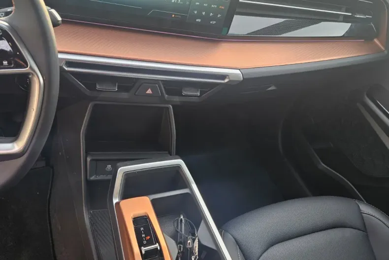 KGM Torres din 2024 cu 408 km - oferta KGM190585 - foto 7