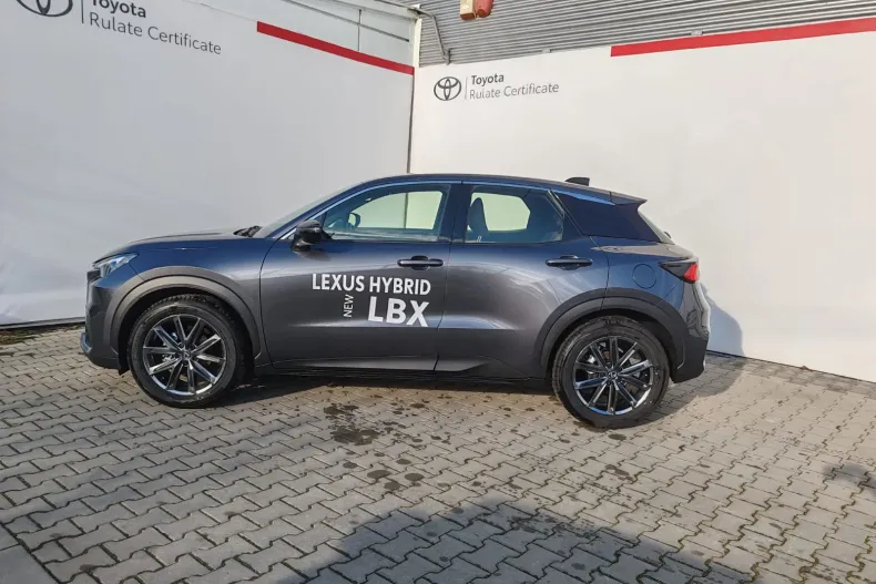 Lexus LBX din 2025 cu 1.750 km - oferta LEX190601 - foto 4