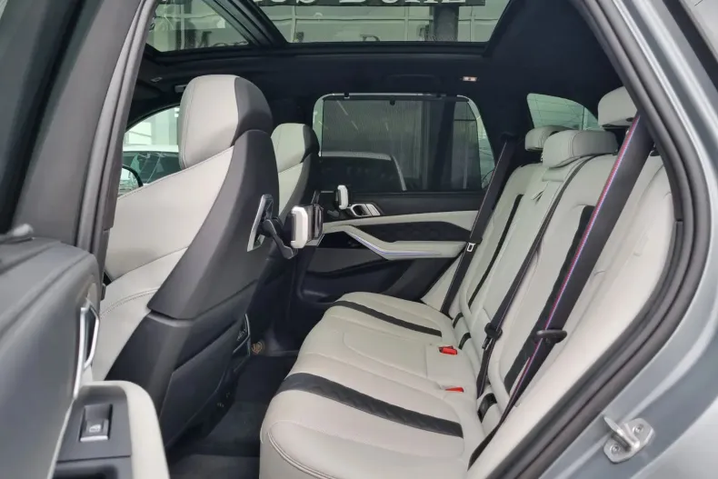 BMW X5 M (Seria X) din 2024 cu 17.500 km - oferta BMW190647 - foto 12