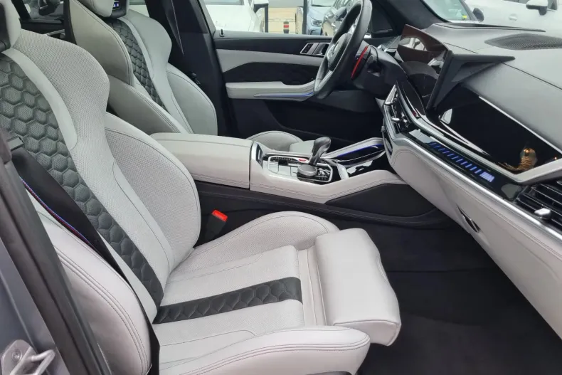 BMW X5 M (Seria X) din 2024 cu 17.500 km - oferta BMW190647 - foto 21