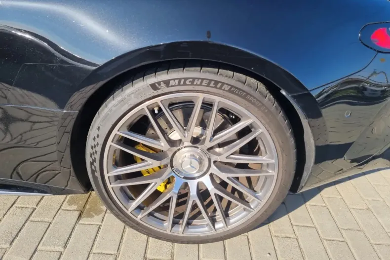 Mercedes-Benz AMG GT (Clasa GT) din 2024 cu 11.000 km - oferta MER190653 - foto 19