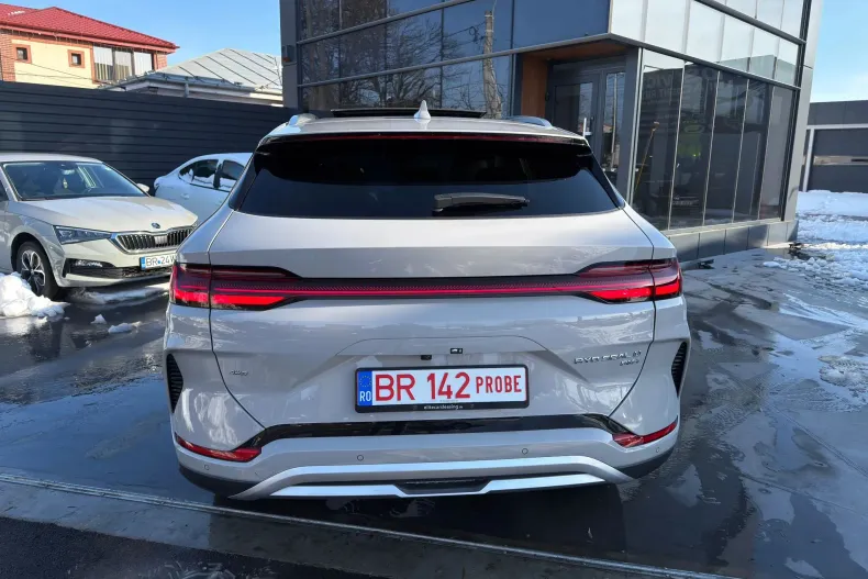 BYD SEAL U din 2025 cu 10.000 km - oferta BYD190670 - foto 5