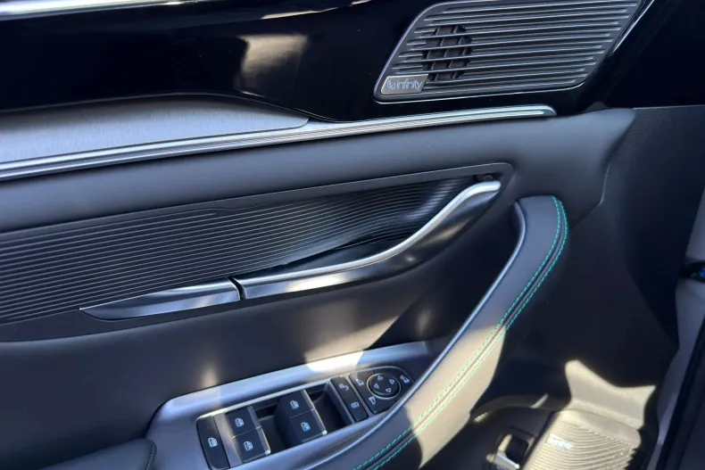 BYD SEAL U din 2025 cu 10.000 km - oferta BYD190670 - foto 15