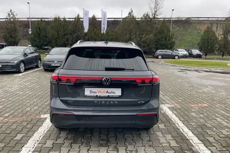 Volkswagen Tiguan din 2025 cu 5.496 km - oferta VOL190728 - foto 6