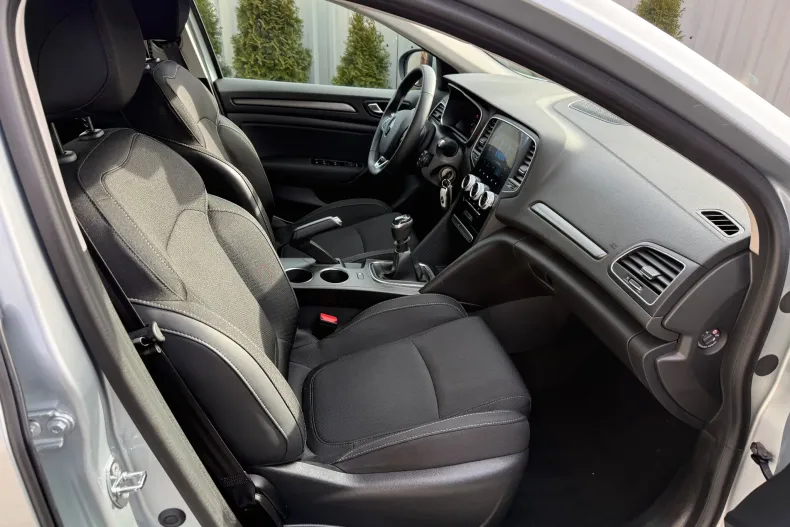 Renault Megane din 2022 cu 71.857 km - oferta REN190789 - foto 15