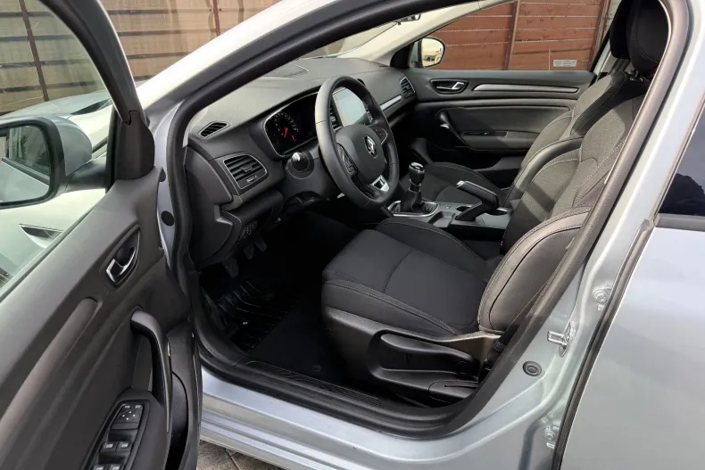 Renault Megane din 2022 cu 71.857 km - oferta REN190789 - foto 18