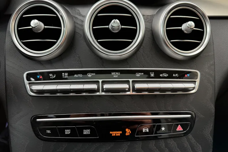 Mercedes-Benz GLC din 2021 cu 48.000 km - oferta MER190790 - foto 30