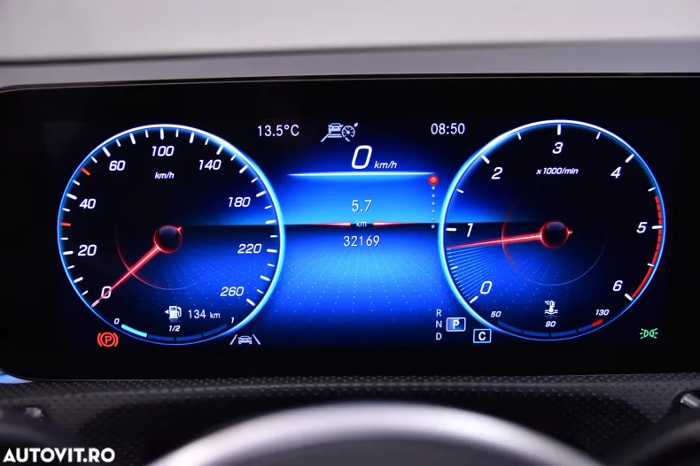 Mercedes-Benz CLA (Clasa CLA) din 2022 cu 32.169 km - oferta MER190991 - foto 7