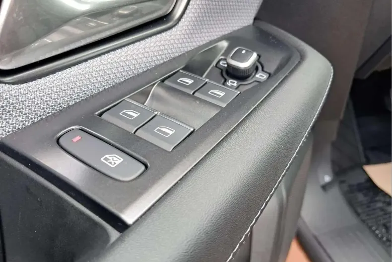 Opel Grandland din 2025 cu 12.301 km - oferta OPE191128 - foto 18