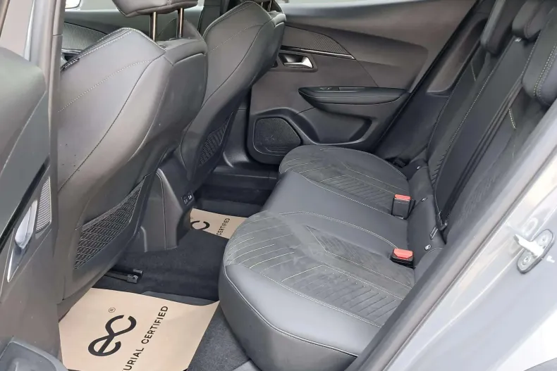 Peugeot 2008 din 2025 cu 11.847 km - oferta PEU191131 - foto 9