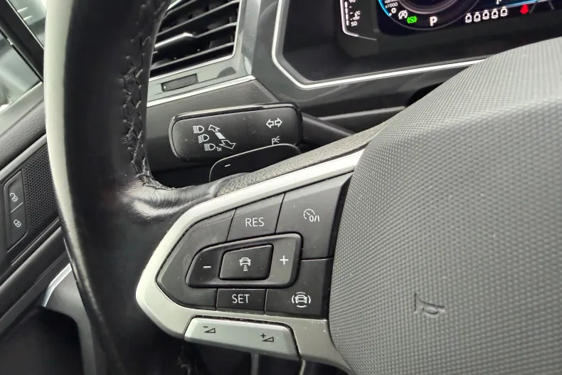 Volkswagen Tiguan din 2022 cu 138.900 km - oferta VOL191137 - foto 20