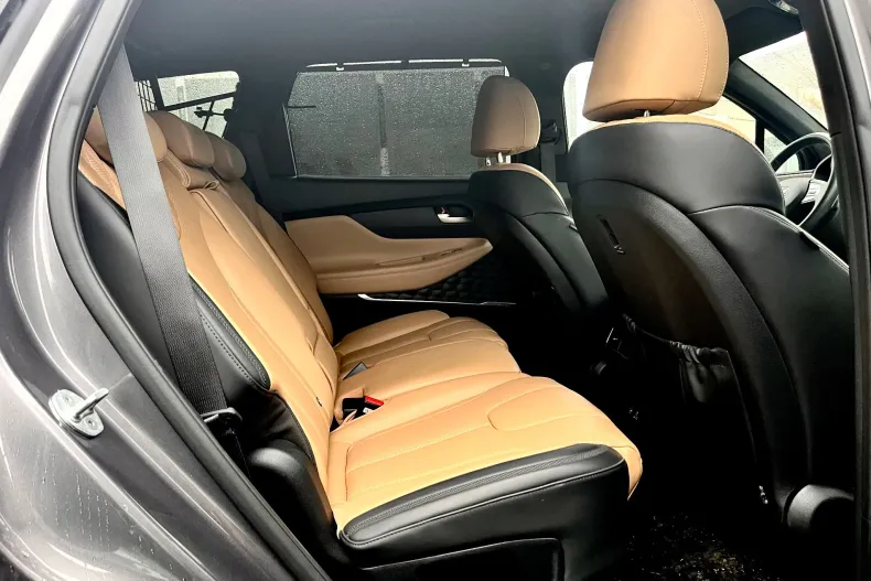 Hyundai SANTA FE din 2022 cu 74.500 km - oferta HYU191155 - foto 11