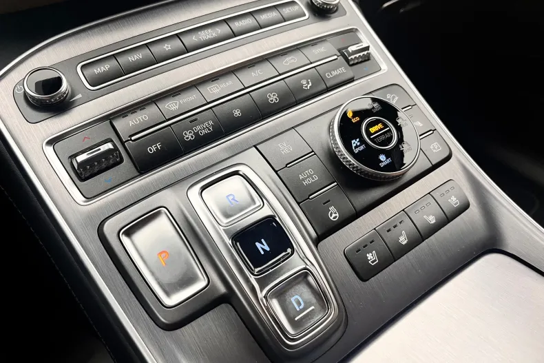 Hyundai SANTA FE din 2022 cu 74.500 km - oferta HYU191155 - foto 25