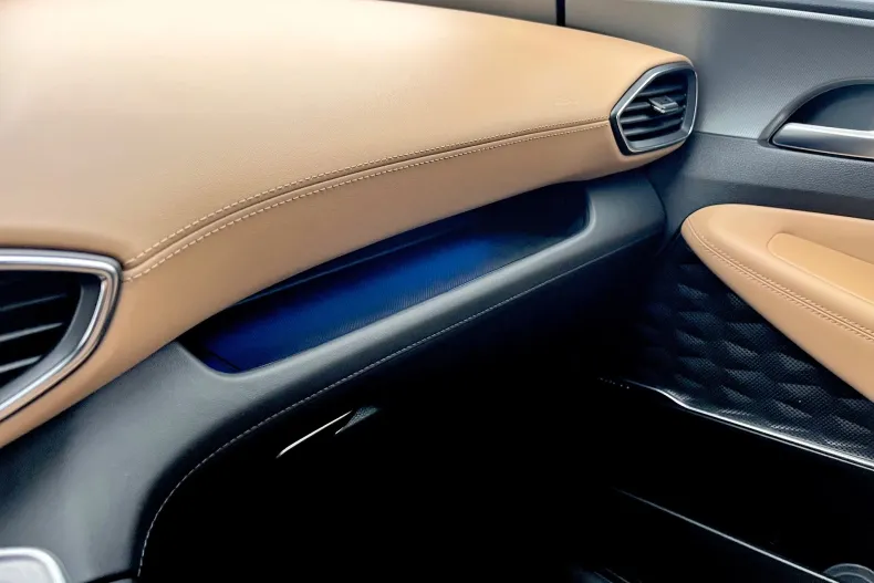 Hyundai SANTA FE din 2022 cu 74.500 km - oferta HYU191155 - foto 34