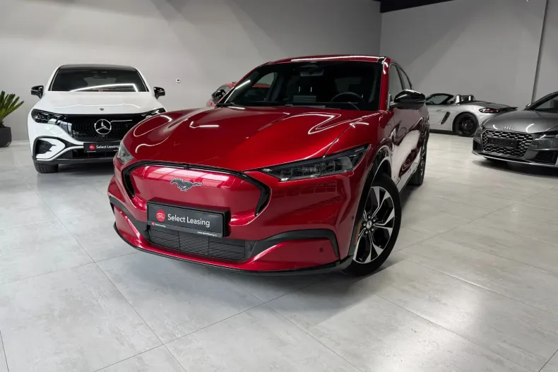 Ford Mustang Mach-E din 2022 cu 111.525 km - oferta FOR191162 - foto 1