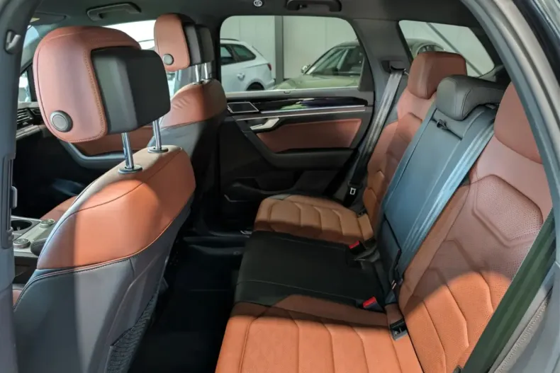 Volkswagen Touareg din 2021 cu 39.000 km - oferta VOL191168 - foto 9