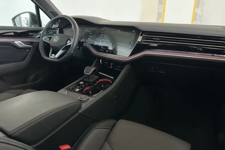 Volkswagen Touareg din 2024 cu 39.300 km - oferta VOL191172 - foto 15
