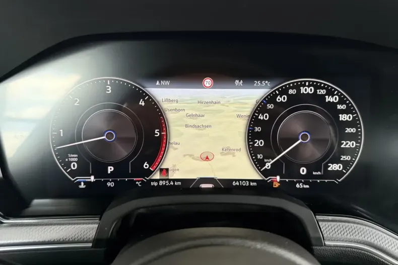 Volkswagen Touareg din 2022 cu 64.500 km - oferta VOL191173 - foto 10