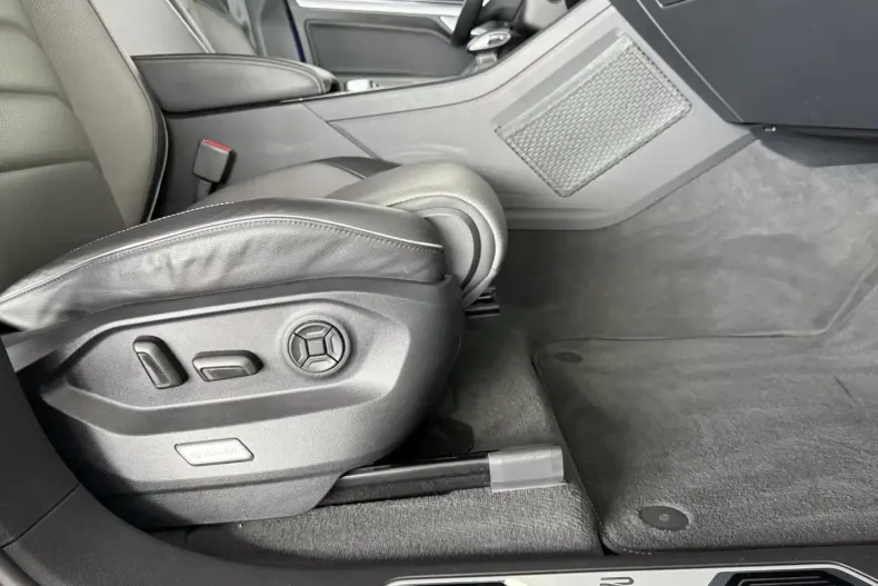 Volkswagen Touareg din 2022 cu 64.500 km - oferta VOL191173 - foto 17