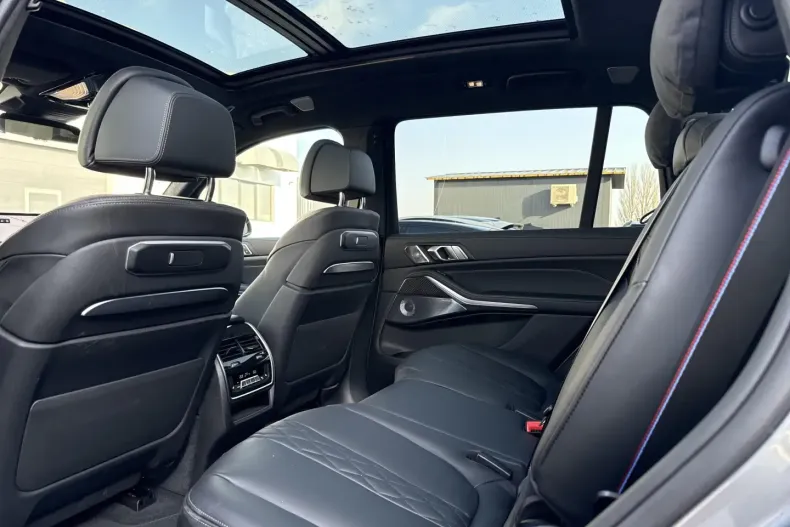 BMW X7 (Seria X) din 2025 cu 6.000 km - oferta BMW191179 - foto 13