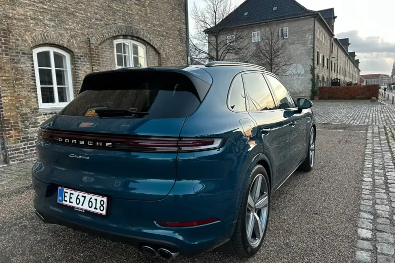 Porsche Cayenne din 2024 cu 34.000 km - oferta POR191182 - foto 4