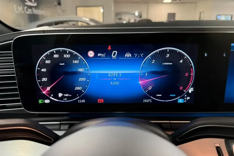 Mercedes-Benz GLE 450 (Clasa GLE) din 2025 cu 6.300 km - oferta MER191184 - foto 13