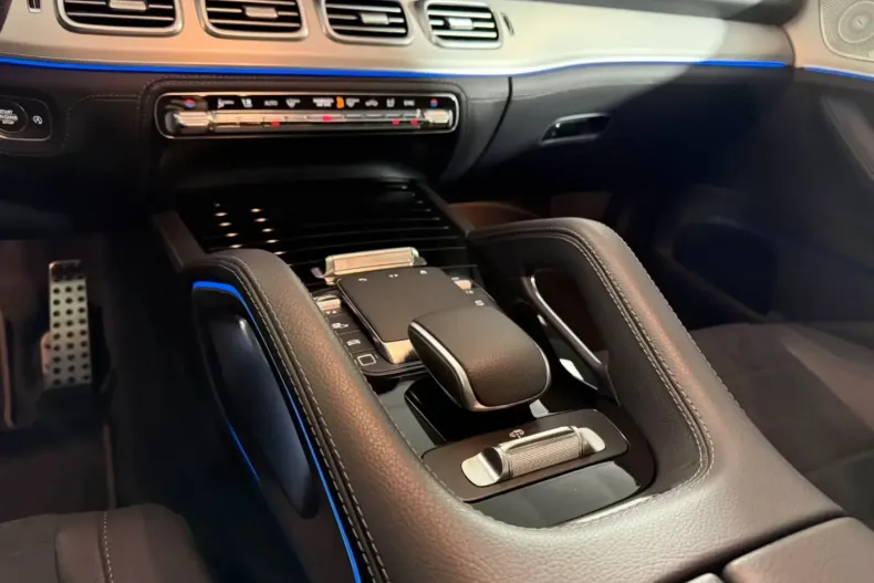 Mercedes-Benz GLE 450 (Clasa GLE) din 2025 cu 6.300 km - oferta MER191184 - foto 16