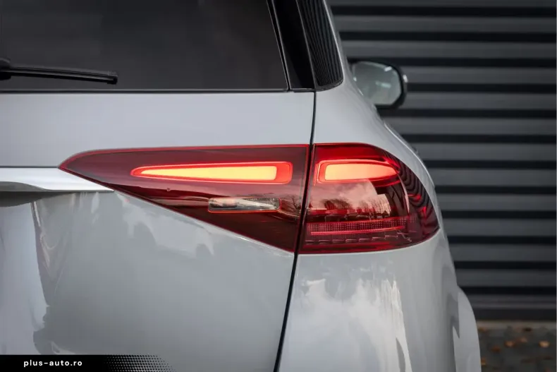 Mercedes-Benz GLE 450 (Clasa GLE) din 2025 cu 4.833 km - oferta MER191185 - foto 3