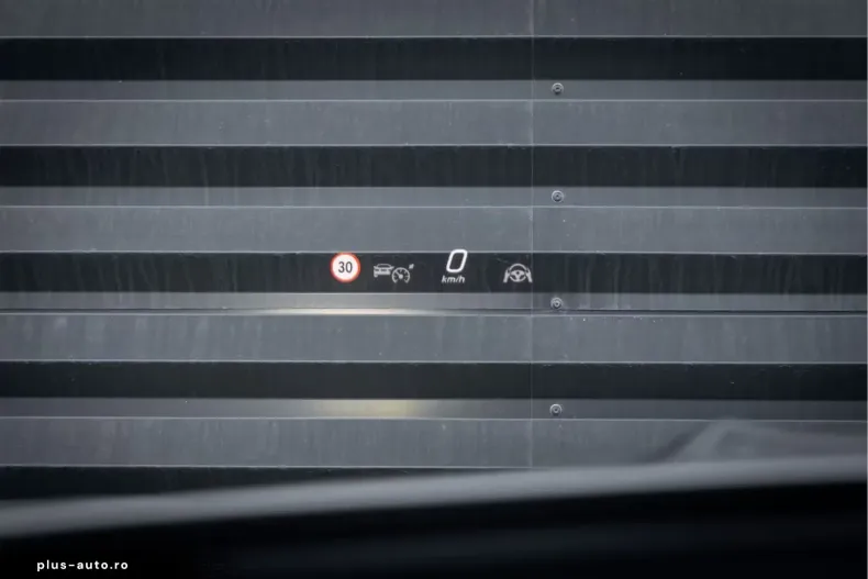 Mercedes-Benz GLE 450 (Clasa GLE) din 2025 cu 4.833 km - oferta MER191185 - foto 35