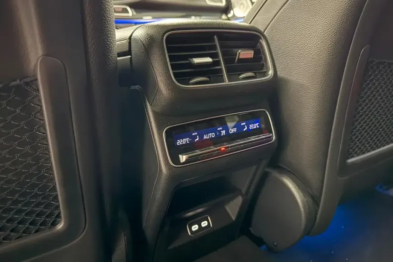 Mercedes-Benz GLE 450 (Clasa GLE) din 2025 cu 1.500 km - oferta MER191186 - foto 7