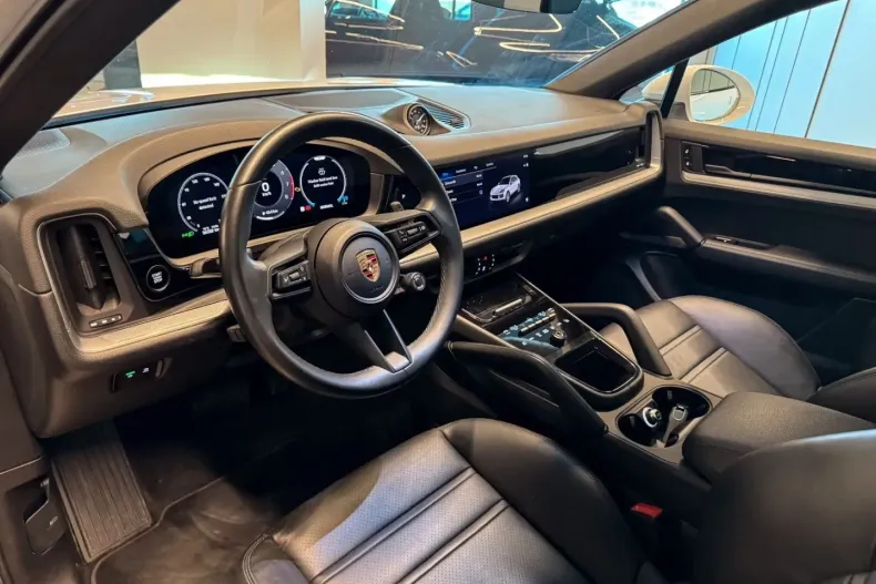 Porsche Cayenne din 2024 cu 36.600 km - oferta POR191187 - foto 11