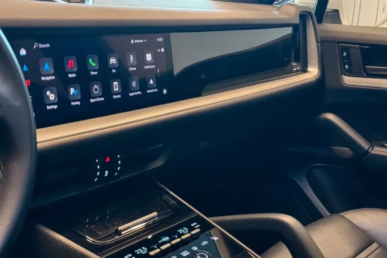 Porsche Cayenne din 2024 cu 36.600 km - oferta POR191187 - foto 17