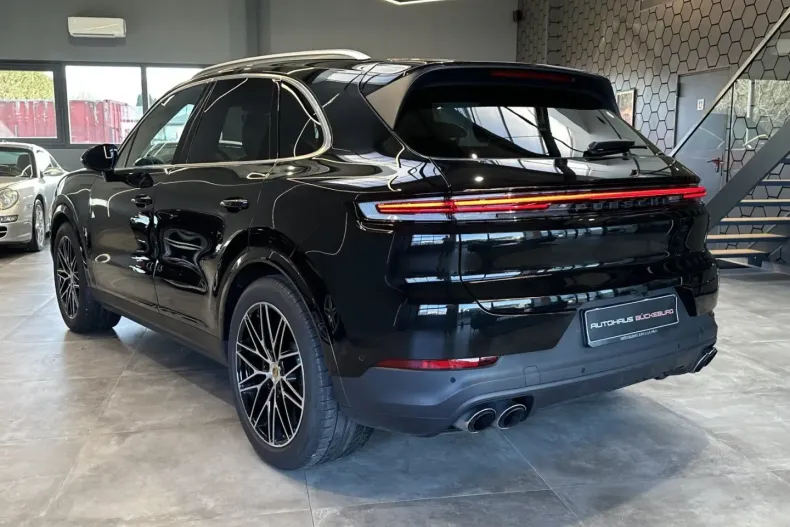 Porsche Cayenne din 2023 cu 72.900 km - oferta POR191188 - foto 6