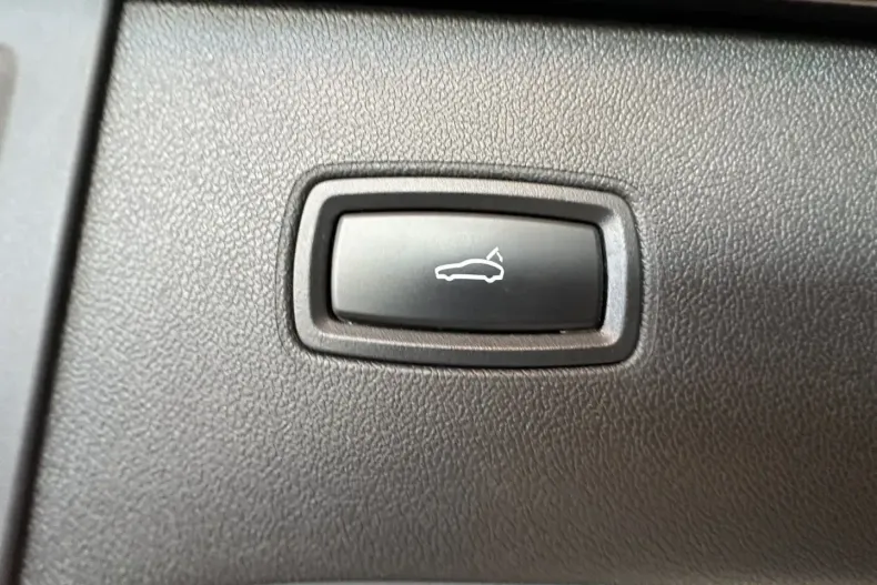 Porsche Cayenne din 2023 cu 72.900 km - oferta POR191188 - foto 18