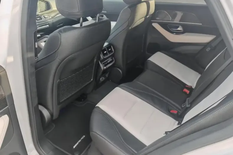 Mercedes-Benz GLE 450 (Clasa GLE) din 2026 cu 30 km - oferta MER191192 - foto 5