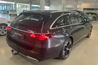Mercedes-Benz E 300 (Clasa E) din 2024 cu 35.543 km - oferta MER191193 - foto 5