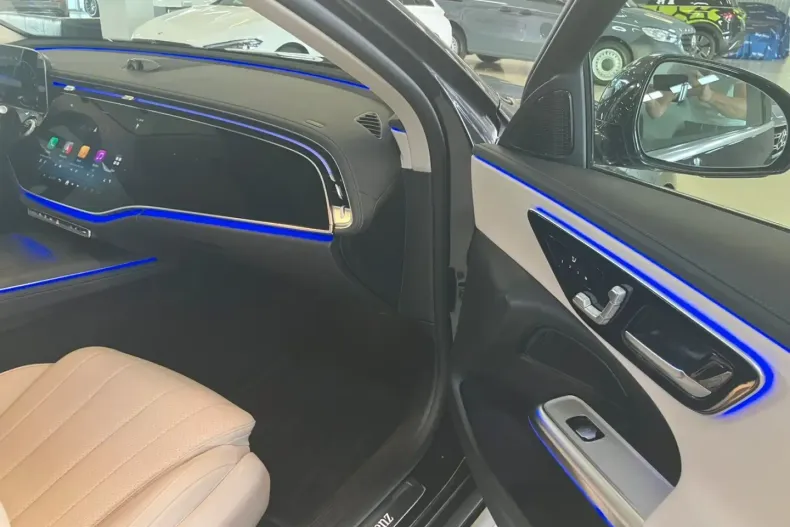 Mercedes-Benz E 300 (Clasa E) din 2024 cu 35.543 km - oferta MER191193 - foto 15