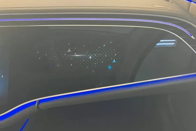 Mercedes-Benz E 300 (Clasa E) din 2024 cu 35.543 km - oferta MER191193 - foto 22